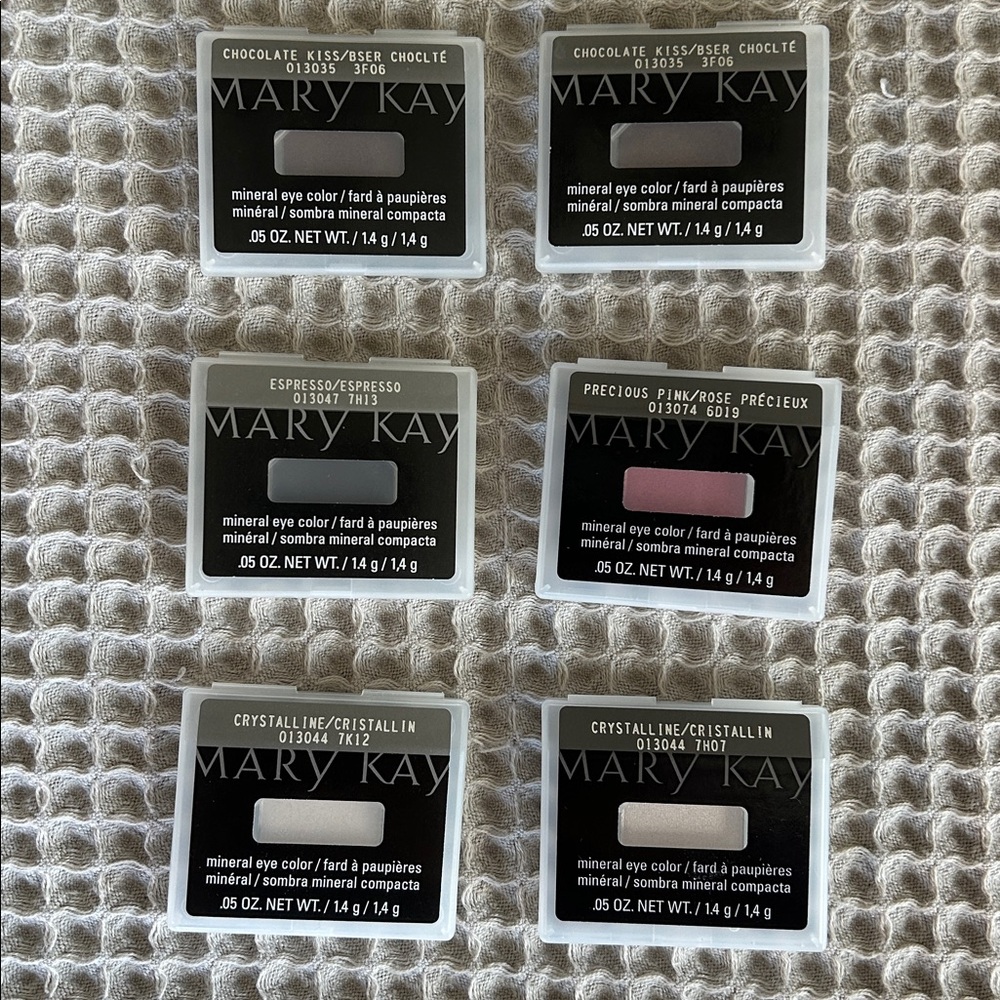 Mary Kay - Set of 6 Mineral Eye Colors